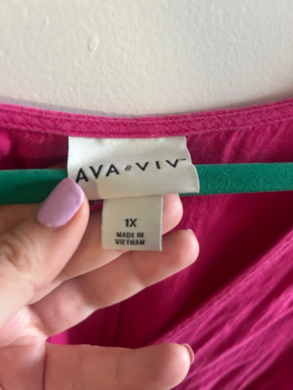 Bright Fuchsia V-Neck Casual Dress - Size 1X - Picture 2 of 3